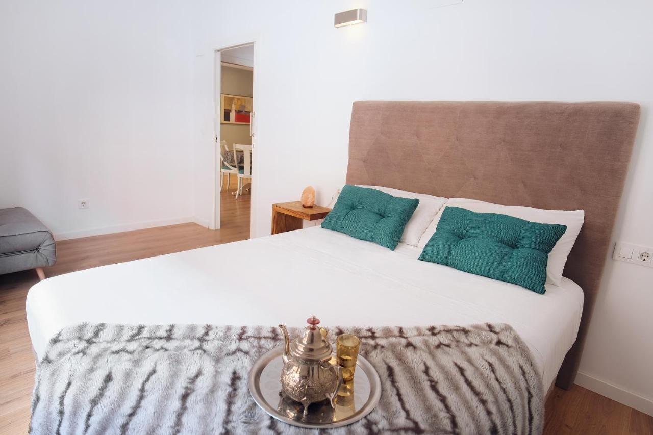 Lujoso Hogar Cerca Del Casco Antiguo De La Ciudad Appartement Valencia Buitenkant foto